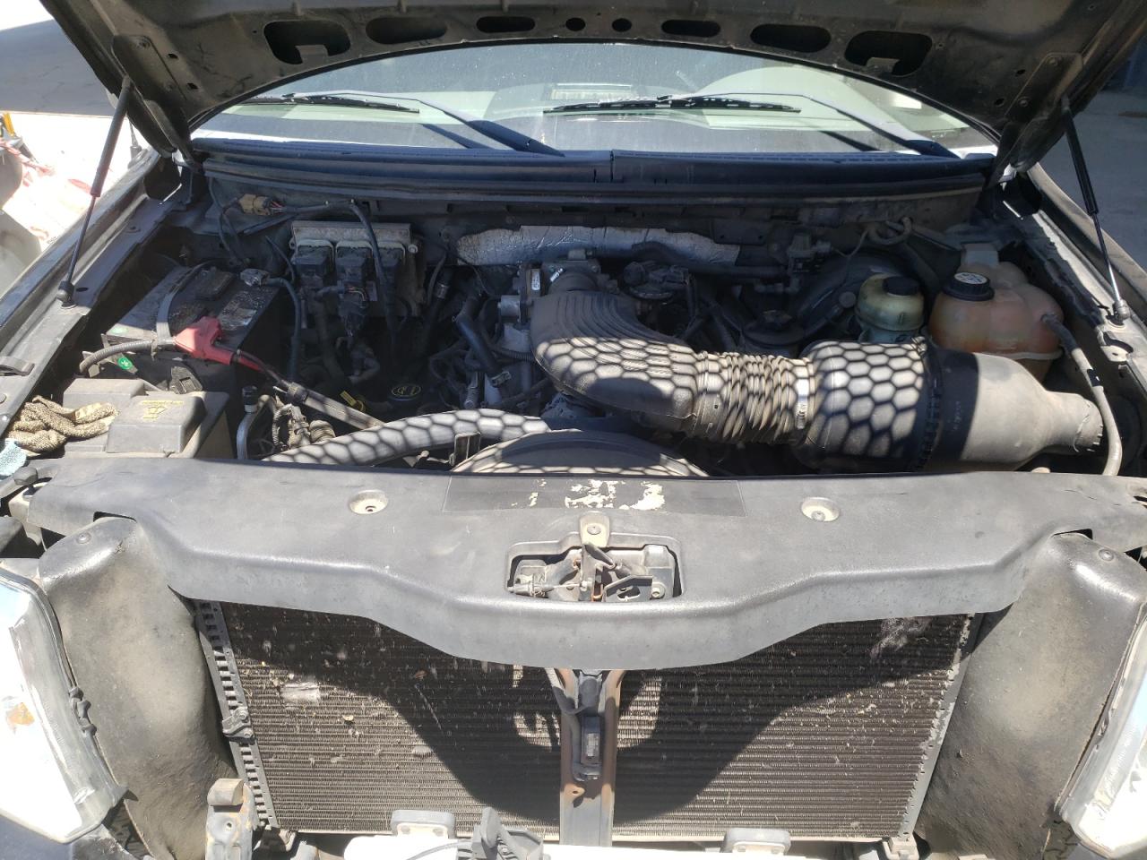 Photo 7 from auction – 2006 FORD F150 with VIN 1FTRX14W76FA80233