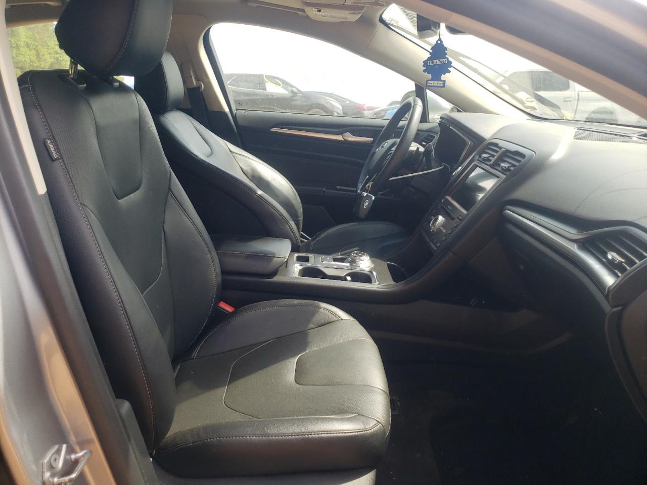 Photo 5 from auction – 2020 FORD FUSION TIT with VIN 3FA6P0D96LR199564