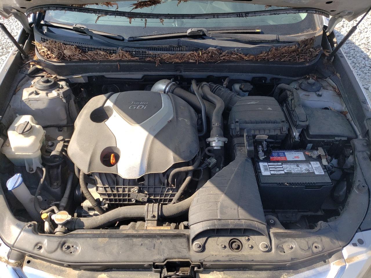 Photo 7 from auction – 2012 HYUNDAI SONATA SE with VIN 5NPEC4AB4CH391956