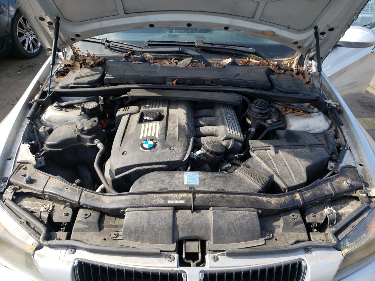 Photo 7 from auction – 2007 BMW 328 I with VIN WBAVA33597PV65681