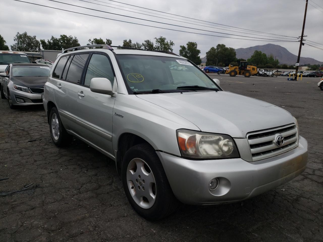 Photo 14 from auction – 2005 TOYOTA HIGHLANDER with VIN JTEDP21A850051510
