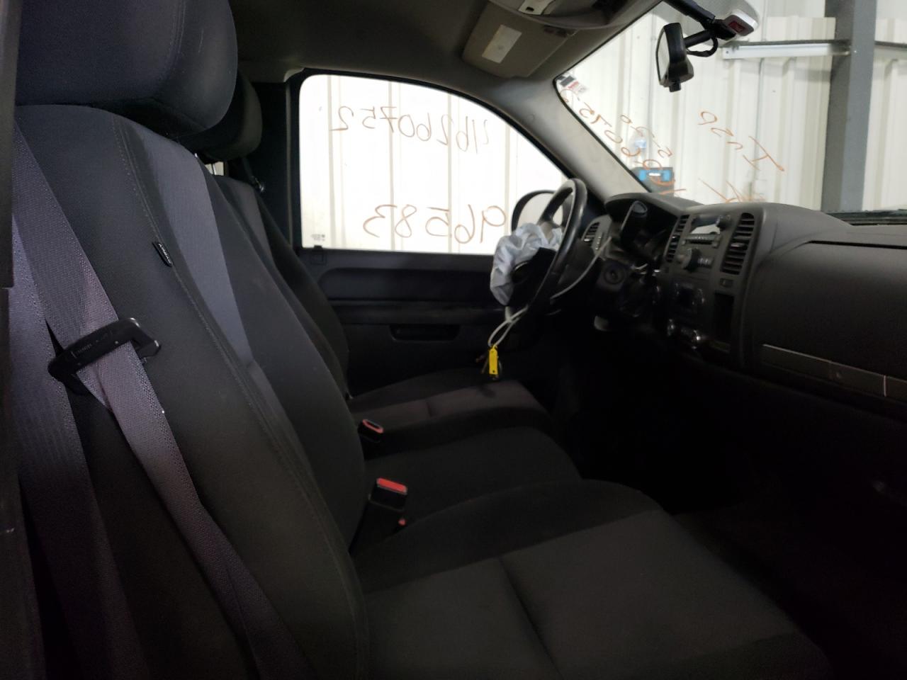 Photo 5 from auction – 2011 CHEVROLET SILVERADO with VIN 1GCRKSE37BZ294950