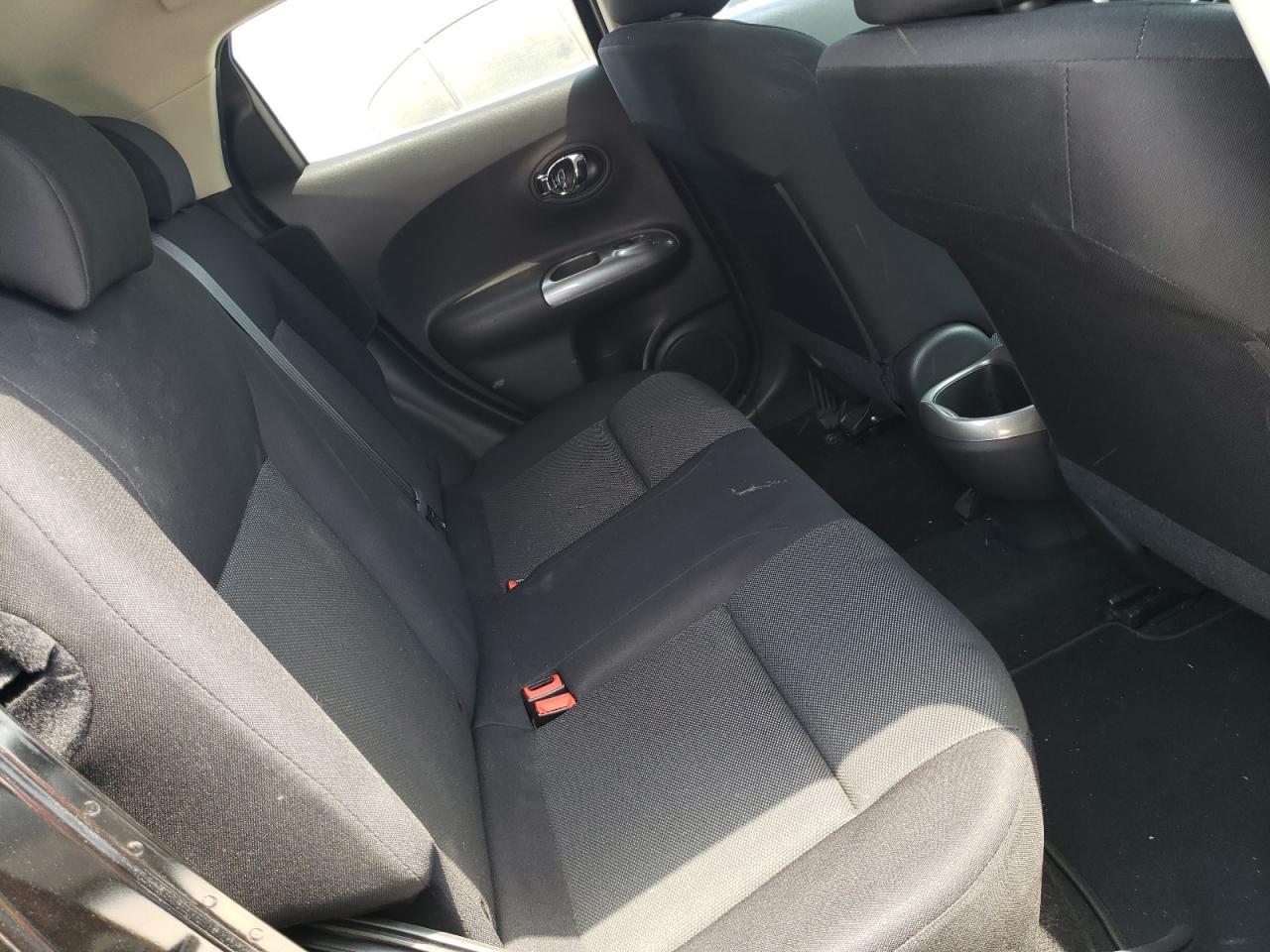 Photo 6 from auction – 2014 NISSAN JUKE S with VIN JN8AF5MR8ET354108