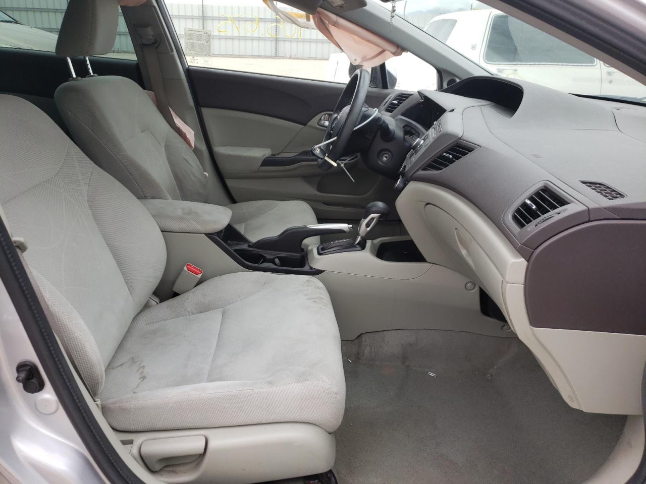 Photo 5 from auction – 2012 HONDA CIVIC EX with VIN 2HGFB2F80CH568487