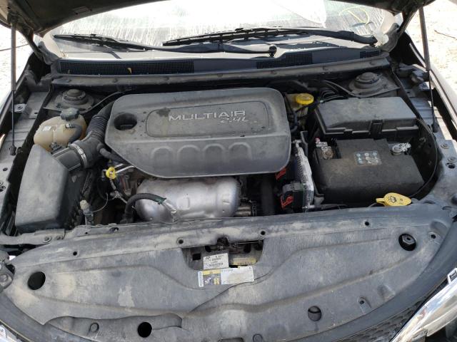 Photo 7 from auction – 2015 CHRYSLER 200 LX with VIN 1C3CCCFB7FN560676