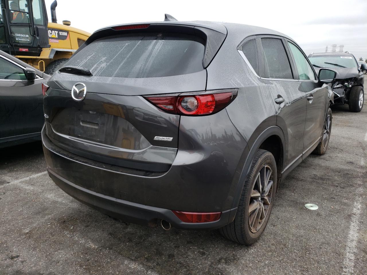 Photo 4 from auction – 2018 MAZDA CX-5 TOURI with VIN JM3KFACM7J1457628
