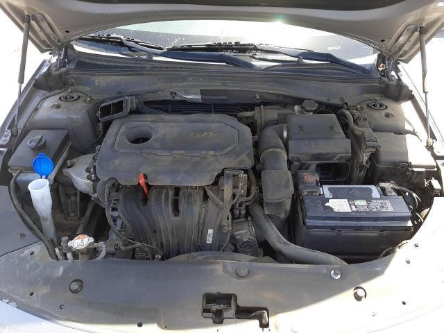 Photo 7 from auction – 2017 KIA OPTIMA LX with VIN 5XXGT4L32HG156599