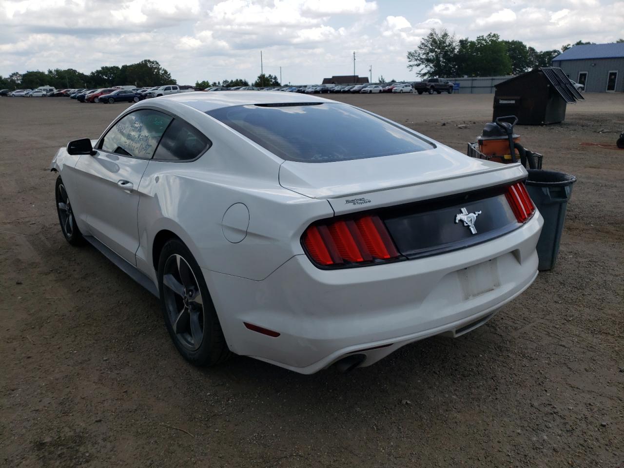 Photo 3 from auction – 2015 FORD MUSTANG with VIN 1FA6P8AM7F5406512