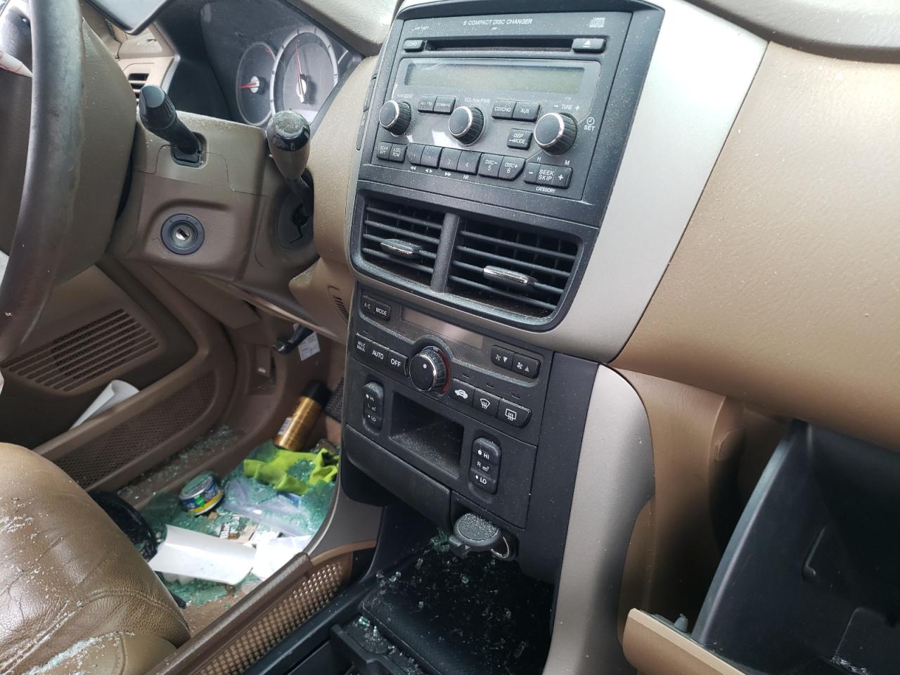 Photo 9 from auction – 2007 HONDA PILOT EXL with VIN 2HKYF18547H528824
