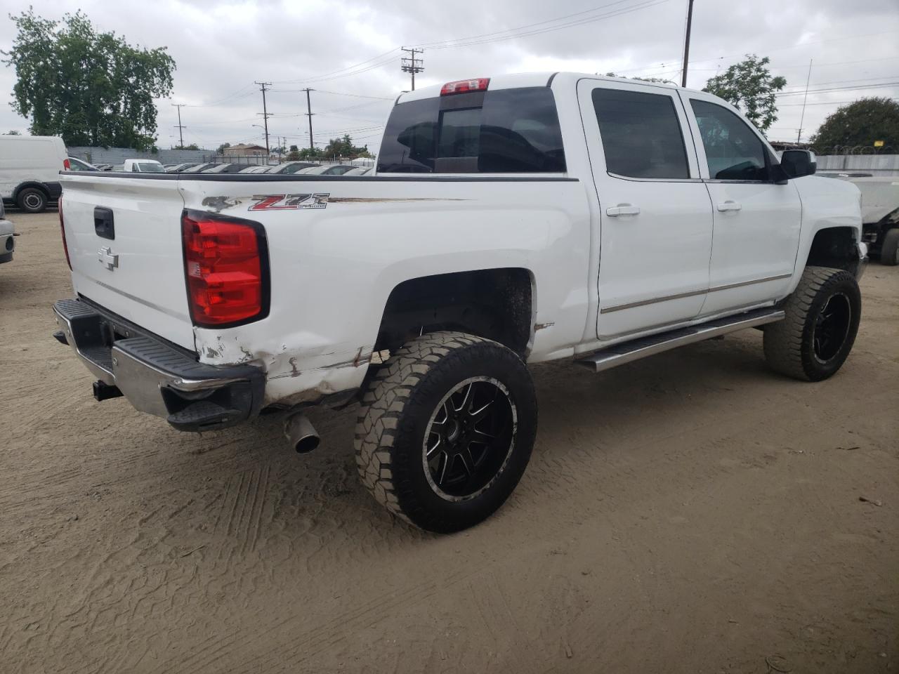 Photo 4 from auction – 2015 CHEVROLET SILVERADO with VIN 3GCUKSEC9FG249895