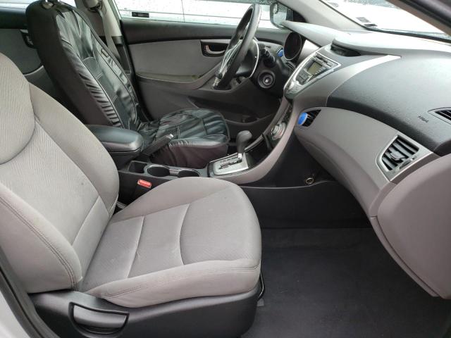 Photo 5 from auction – 2011 HYUNDAI ELANTRA with VIN KMHDH4AE4BU174124