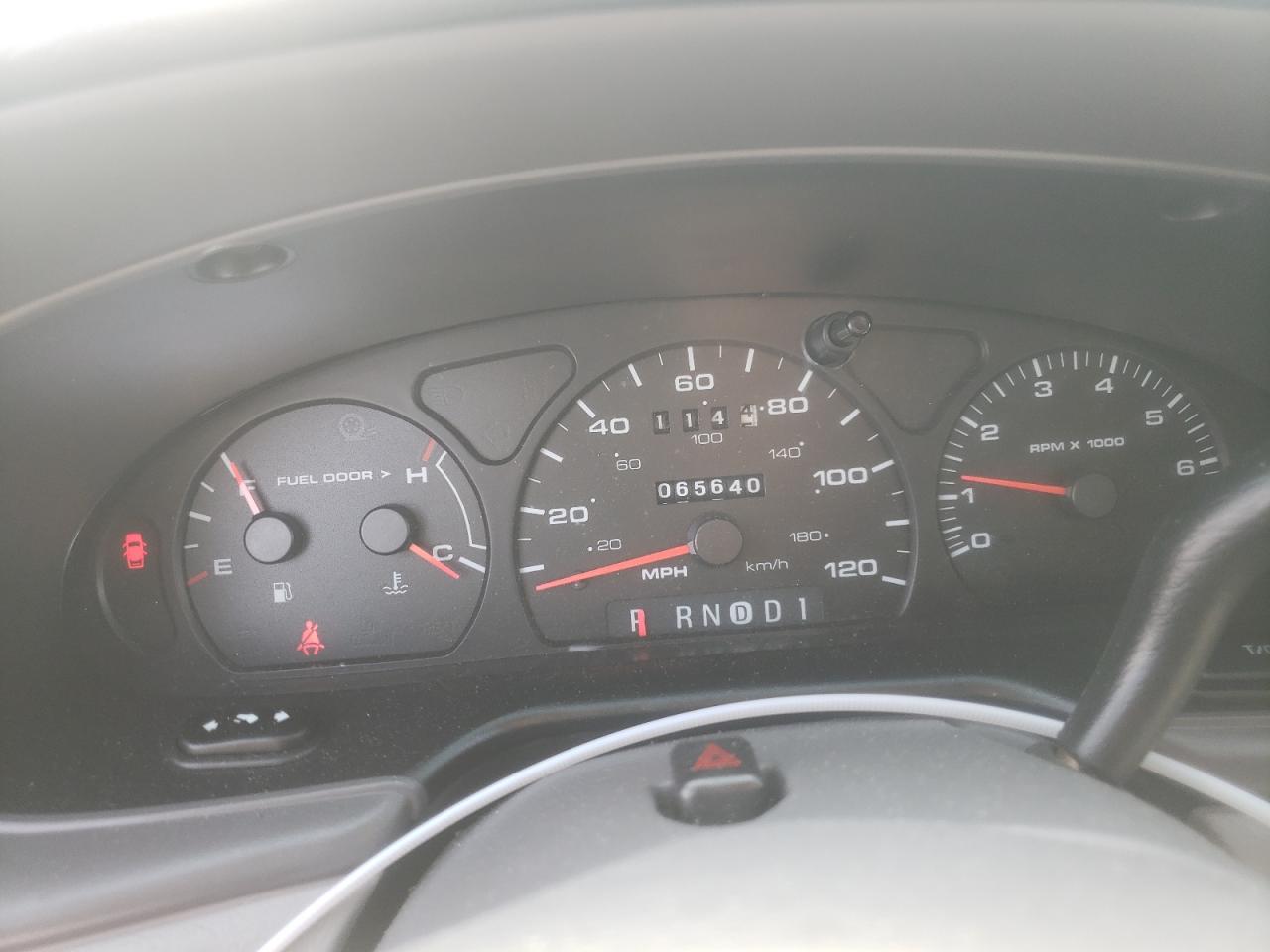 Photo 8 from auction – 2003 FORD TAURUS SE with VIN 1FAHP58S13G118996