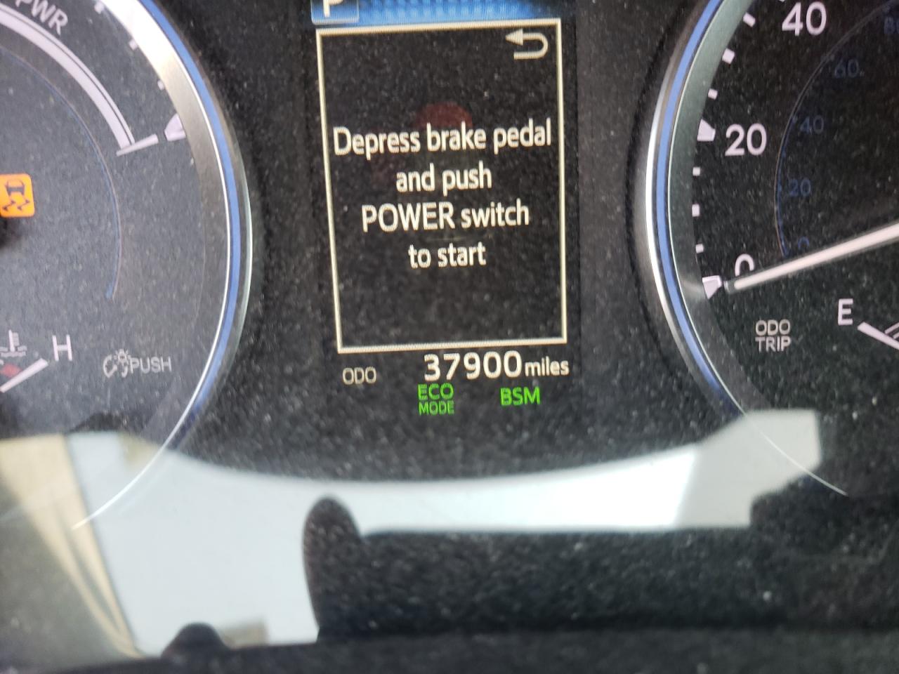 Photo 8 from auction – 2017 TOYOTA HIGHLANDER with VIN 5TDDGRFH8HS036722