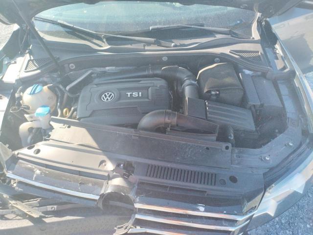 Photo 7 from auction – 2015 VOLKSWAGEN PASSAT S with VIN 1VWAT7A37FC123022