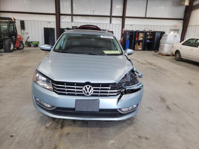 Photo 9 from auction – 2012 VOLKSWAGEN PASSAT SEL with VIN 1VWCN7A35CC054197