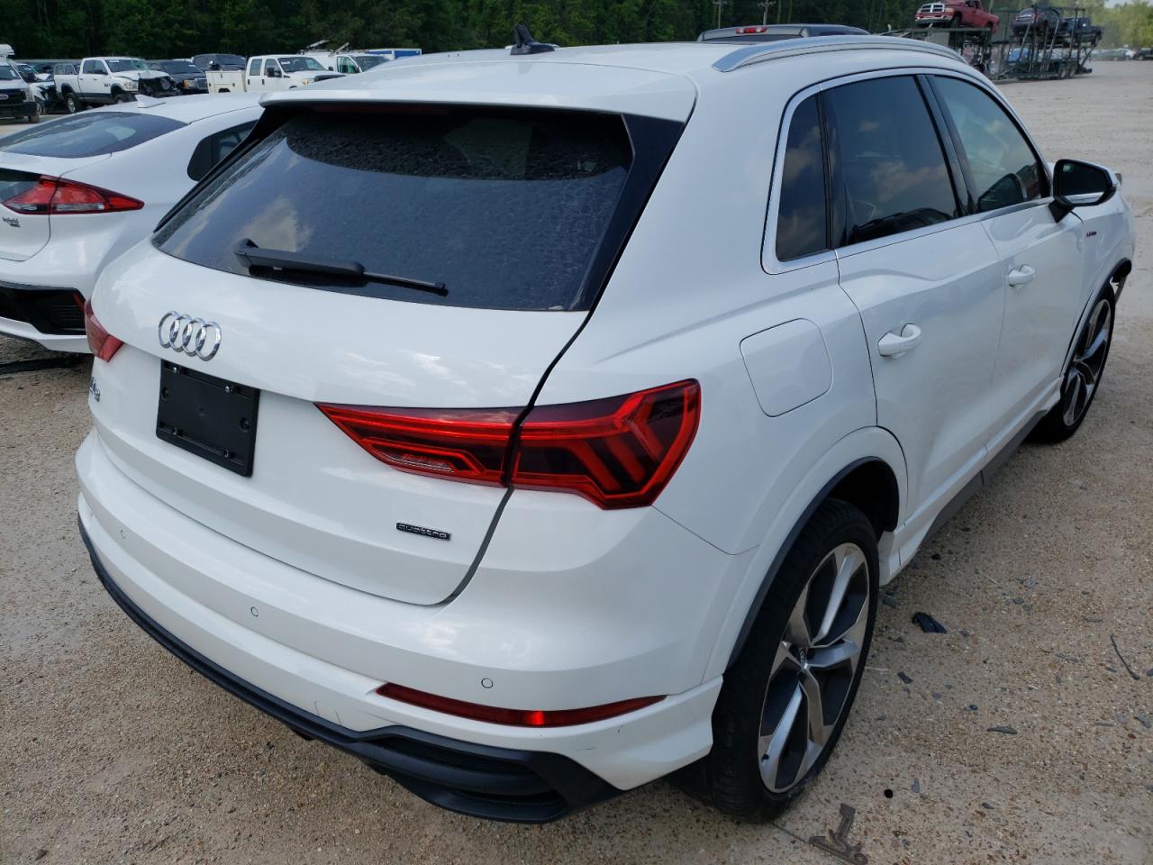 Photo 4 from auction – 2020 AUDI Q3 PREMIUM with VIN WA1EECF32L1078492