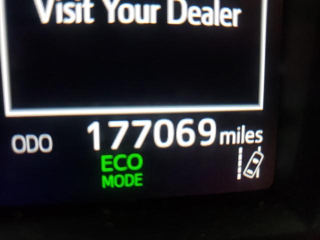 Photo 8 from auction – 2018 TOYOTA RAV4 LE with VIN JTMZFREV8JJ200523