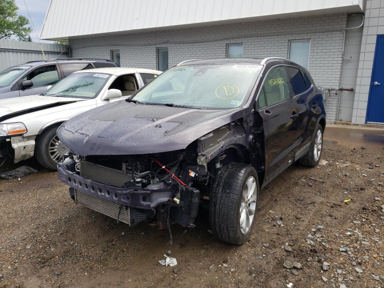 Photo 2 from auction – 2015 LINCOLN MKC with VIN 5LMCJ2A9XFUJ02225