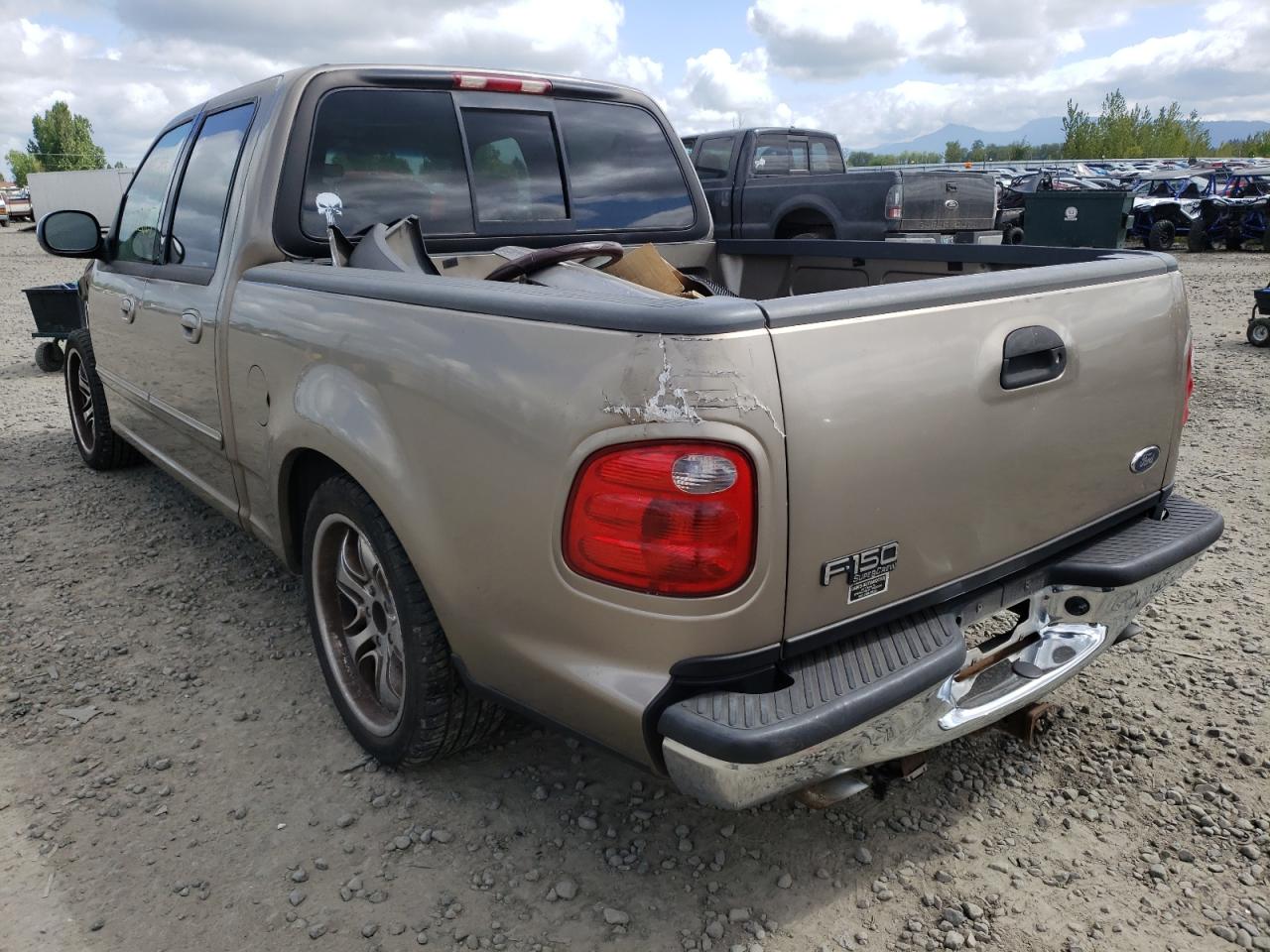 Photo 3 from auction – 2001 FORD F150 SUPER with VIN 1FTRW07L31KF52166