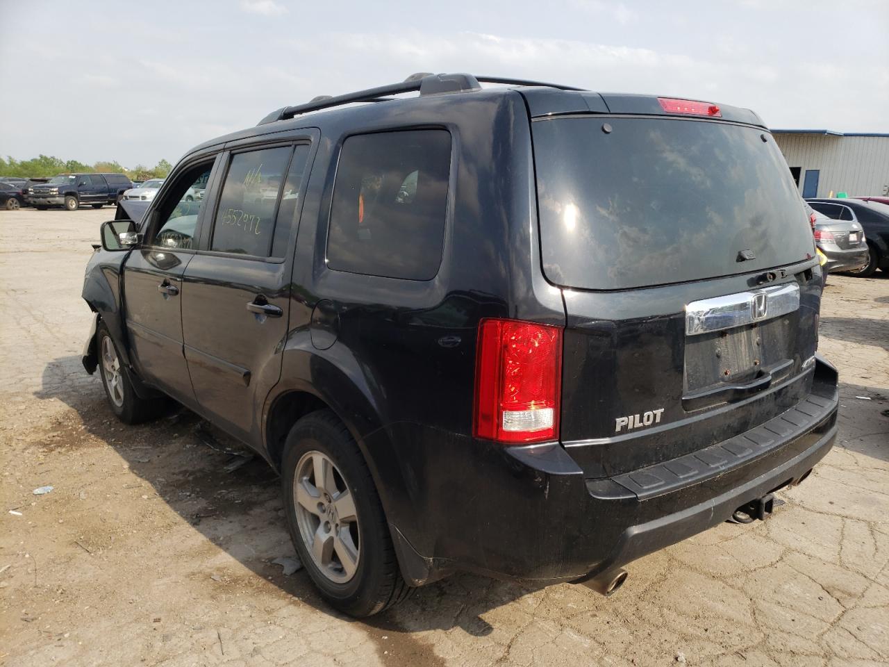 Photo 3 from auction – 2011 HONDA PILOT EXLN with VIN 5FNYF4H71BB100073