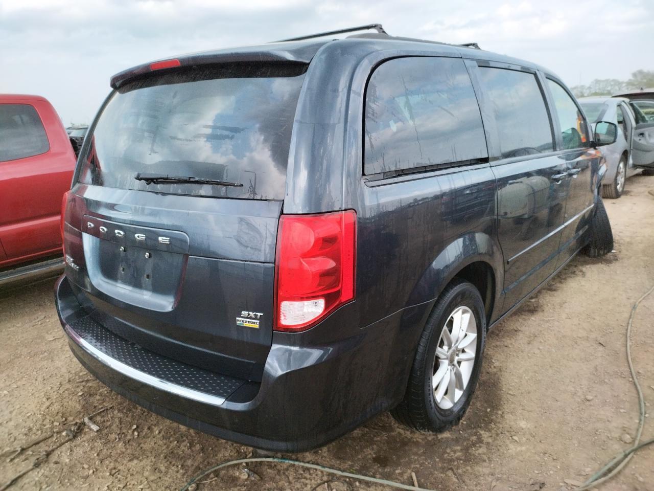 Photo 4 from auction – 2014 DODGE GRAND CARA with VIN 2C4RDGCG7ER267260