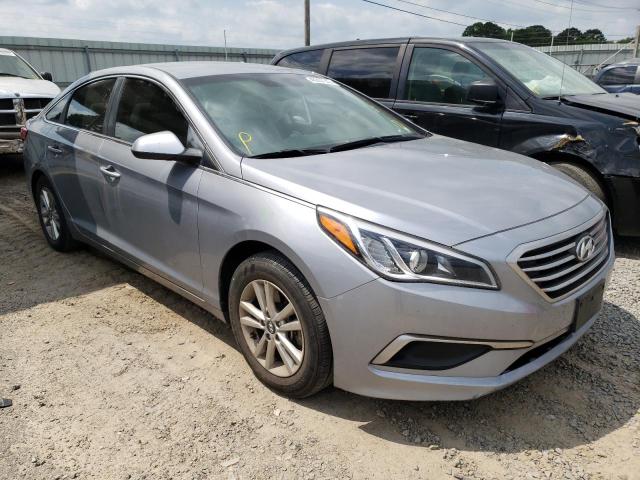 HYUNDAI SONATA SE 2017 with VIN 5NPE24AF6HH592108 - Photo from auction