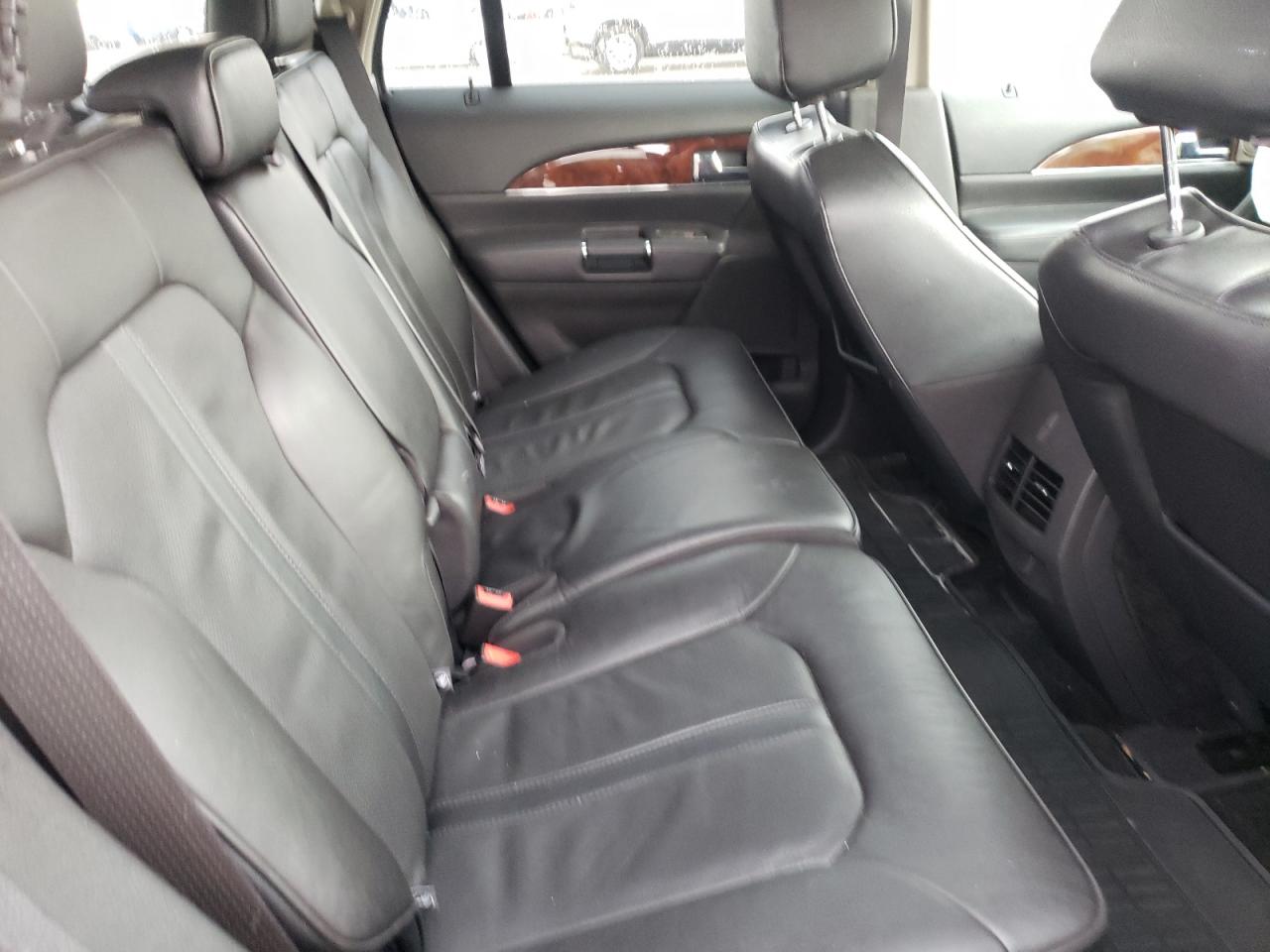 Photo 18 from auction – 2015 LINCOLN MKX with VIN 2LMDJ8JK2FBL34664