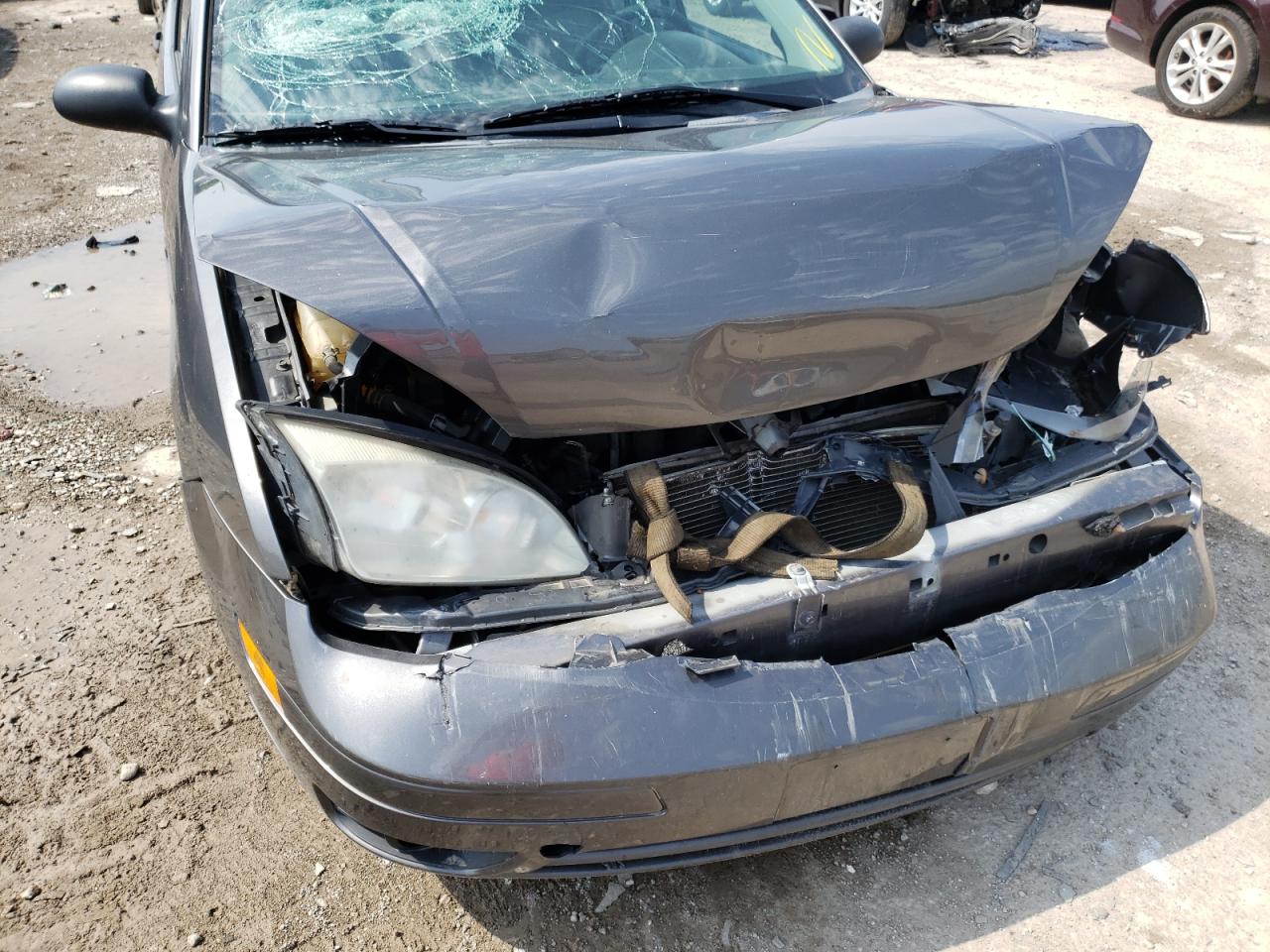 Photo 18 from auction – 2006 FORD FOCUS ZX4 with VIN 1FAFP34N96W184864