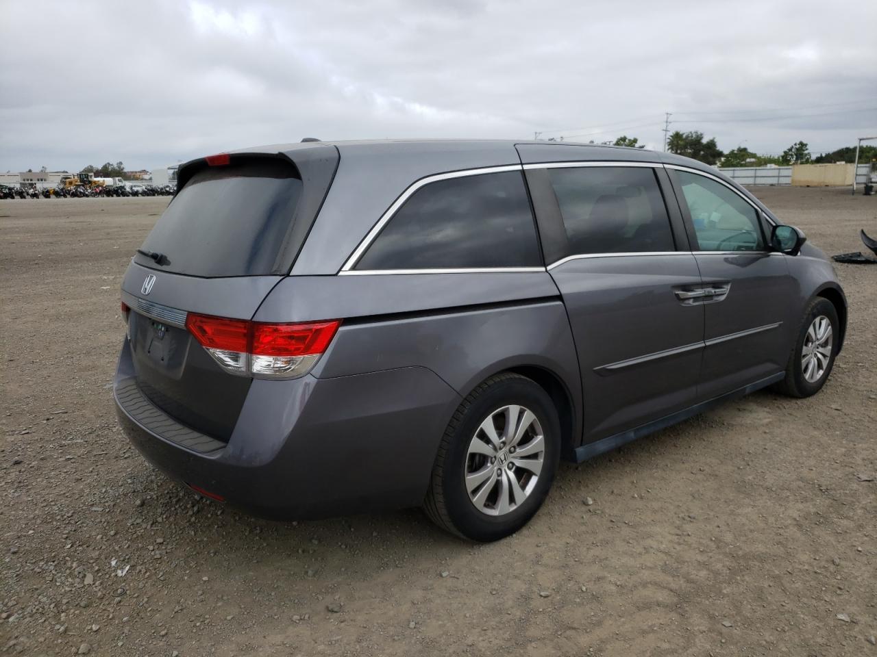 Photo 4 from auction – 2014 HONDA ODYSSEY EX with VIN 5FNRL5H69EB011771