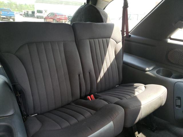 Photo 6 from auction – 2005 CHEVROLET BLAZER with VIN 1GNCS18X95K100924