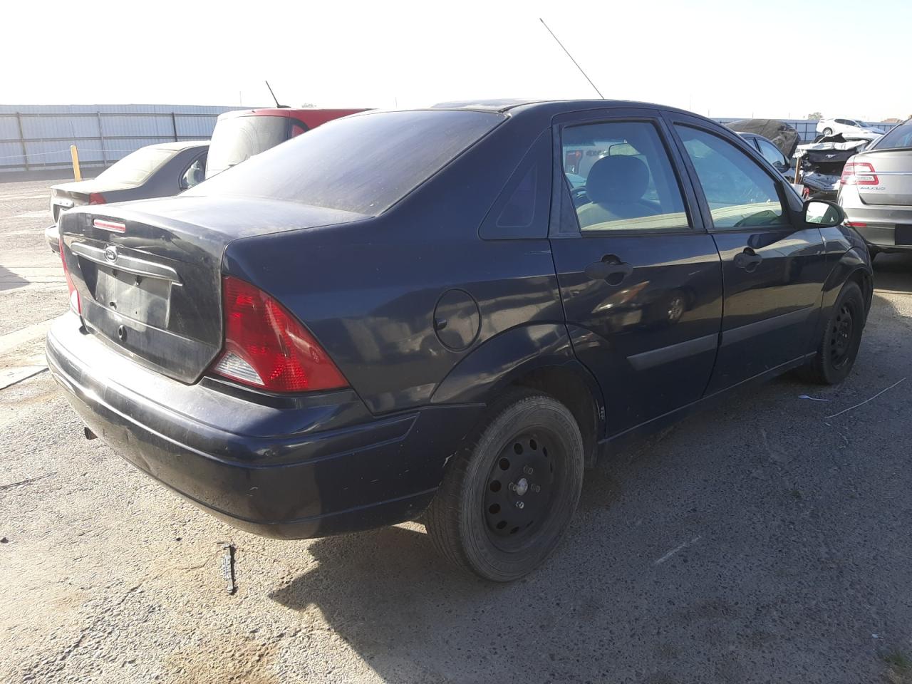 Photo 4 from auction – 2004 FORD FOCUS ZTS with VIN 1FAFP38Z14W154302