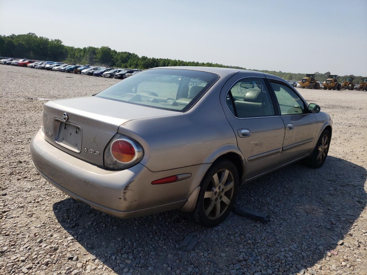 Photo 17 from auction – 2002 NISSAN MAXIMA GLE with VIN JN1DA31A32T000571