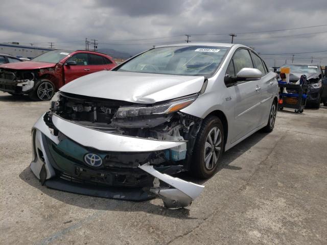 Photo 2 from auction – 2017 TOYOTA PRIUS PRIM with VIN JTDKARFP9H3011779