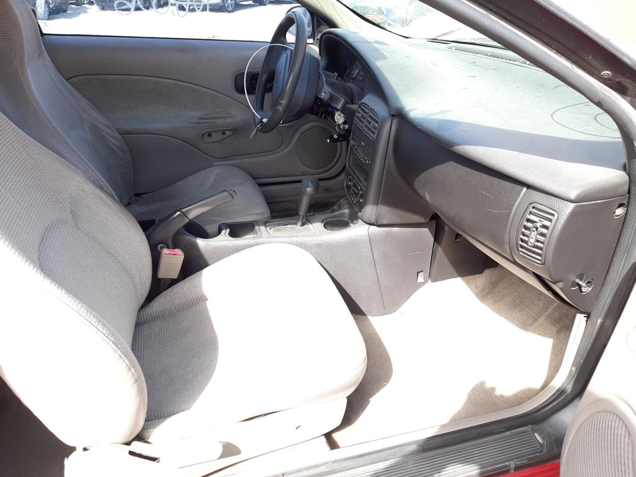 Photo 5 from auction – 2002 SATURN SC1 with VIN 1G8ZP12892Z287696