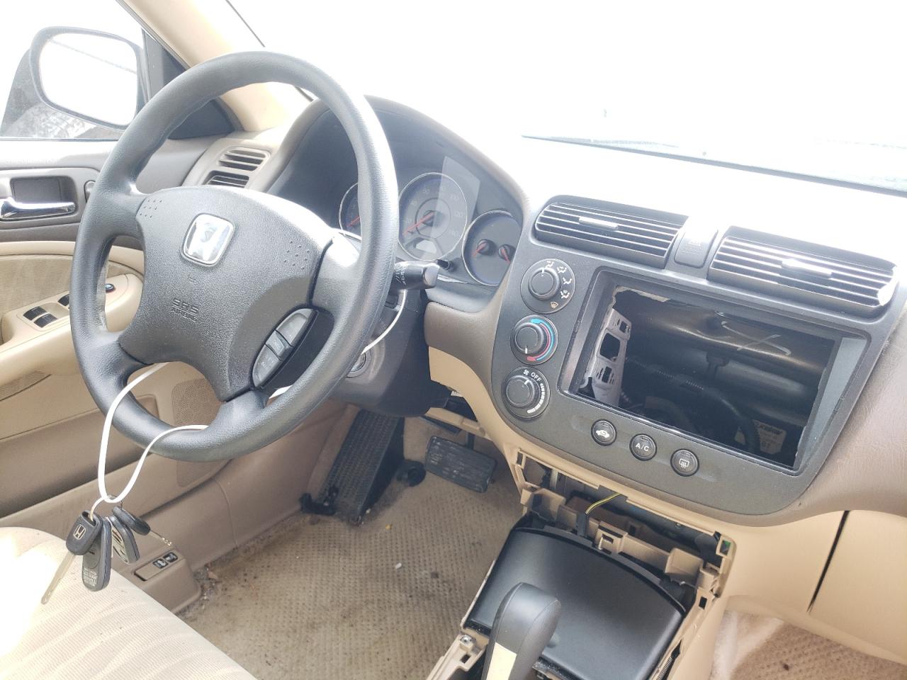 Photo 9 from auction – 2005 HONDA CIVIC LX with VIN 2HGES16565H587687