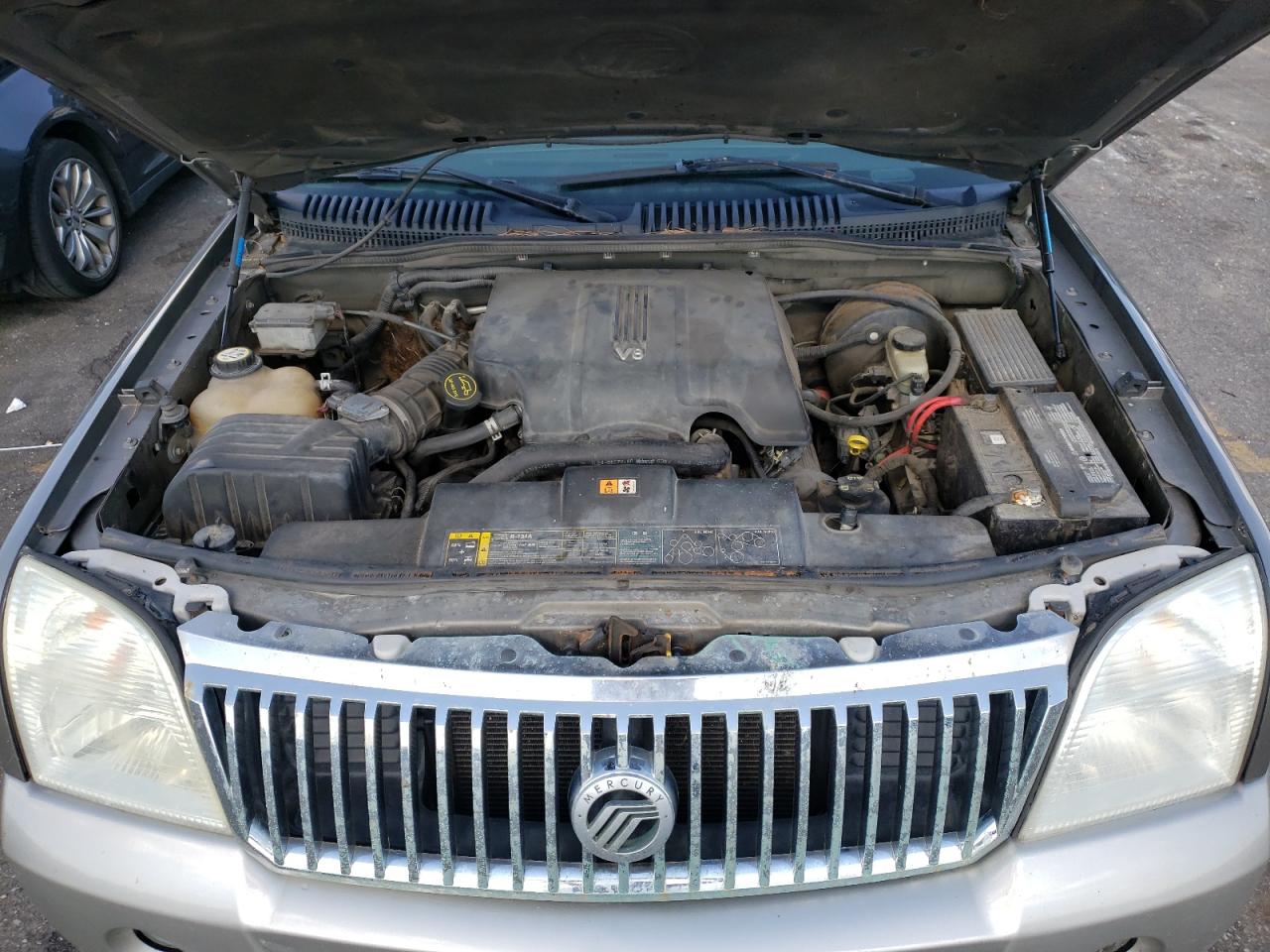 Photo 7 from auction – 2003 MERCURY MOUNTAINEE with VIN 4M2DU86W63ZJ25224