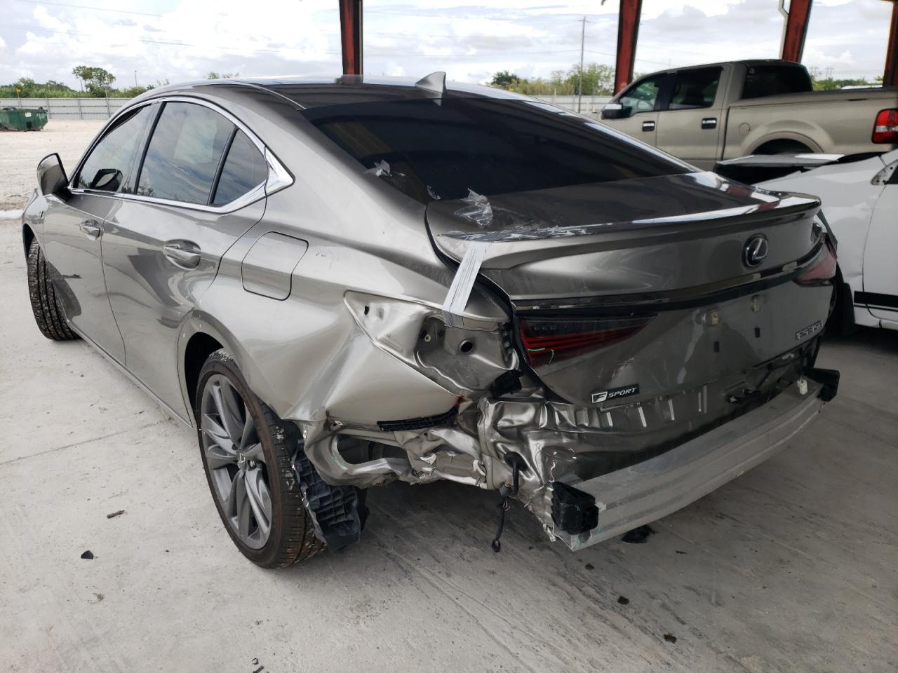 Photo 3 from auction – 2021 LEXUS ES 350 BAS with VIN 58AGZ1B17MU093635