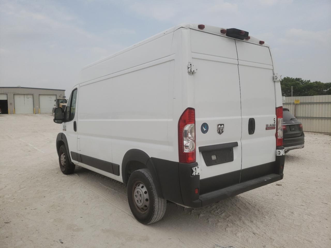 Photo 15 from auction – 2019 RAM PROMASTER with VIN 3C6TRVCG9KE517999