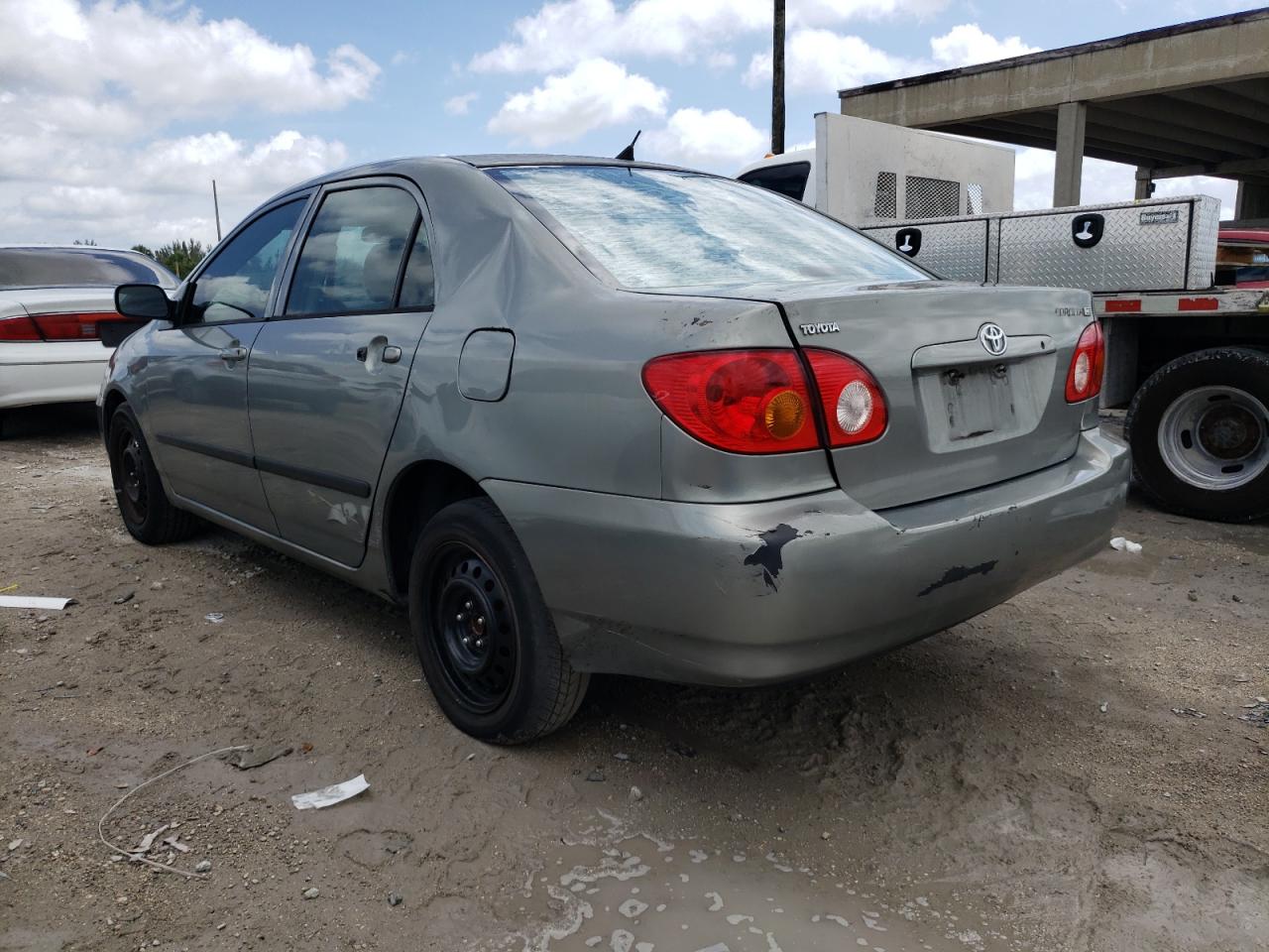 Photo 3 from auction – 2004 TOYOTA COROLLA CE with VIN 2T1BR32E34C226585