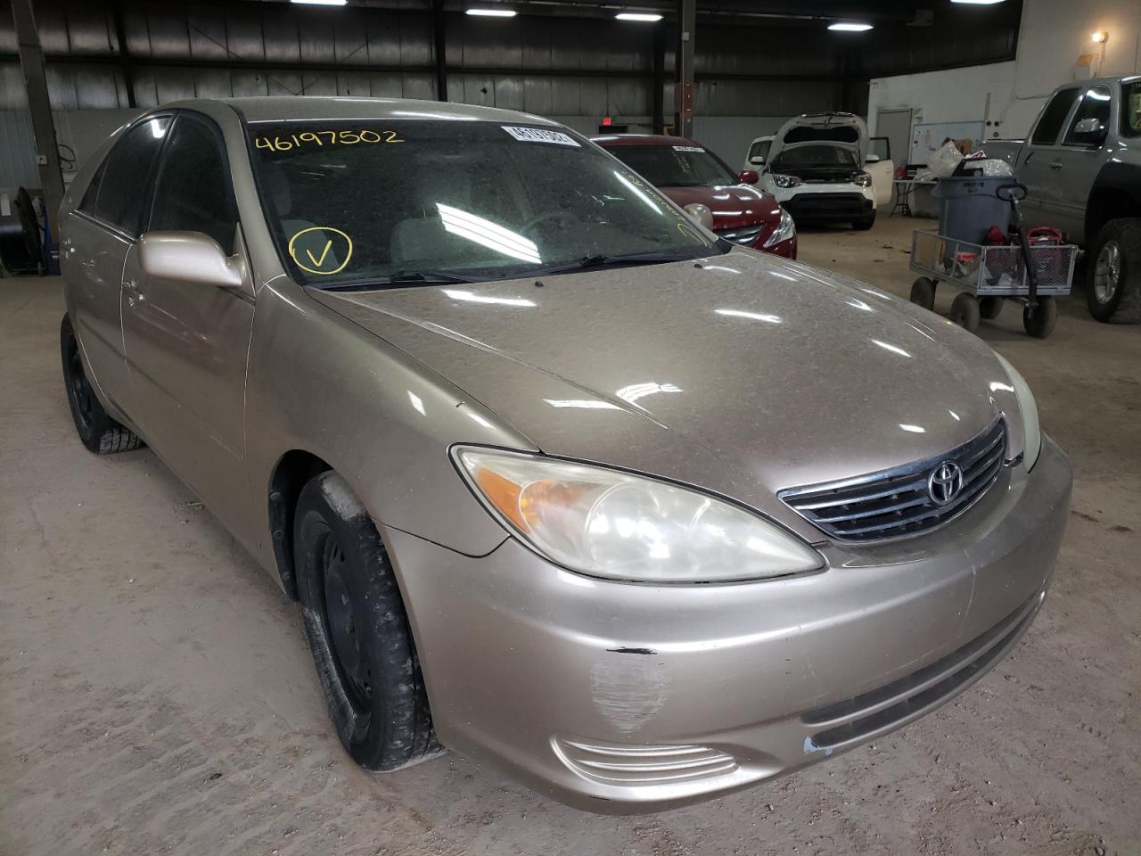 TOYOTA CAMRY LE 2004 with VIN 4T1BE32K14U920949 - Photo from auction
