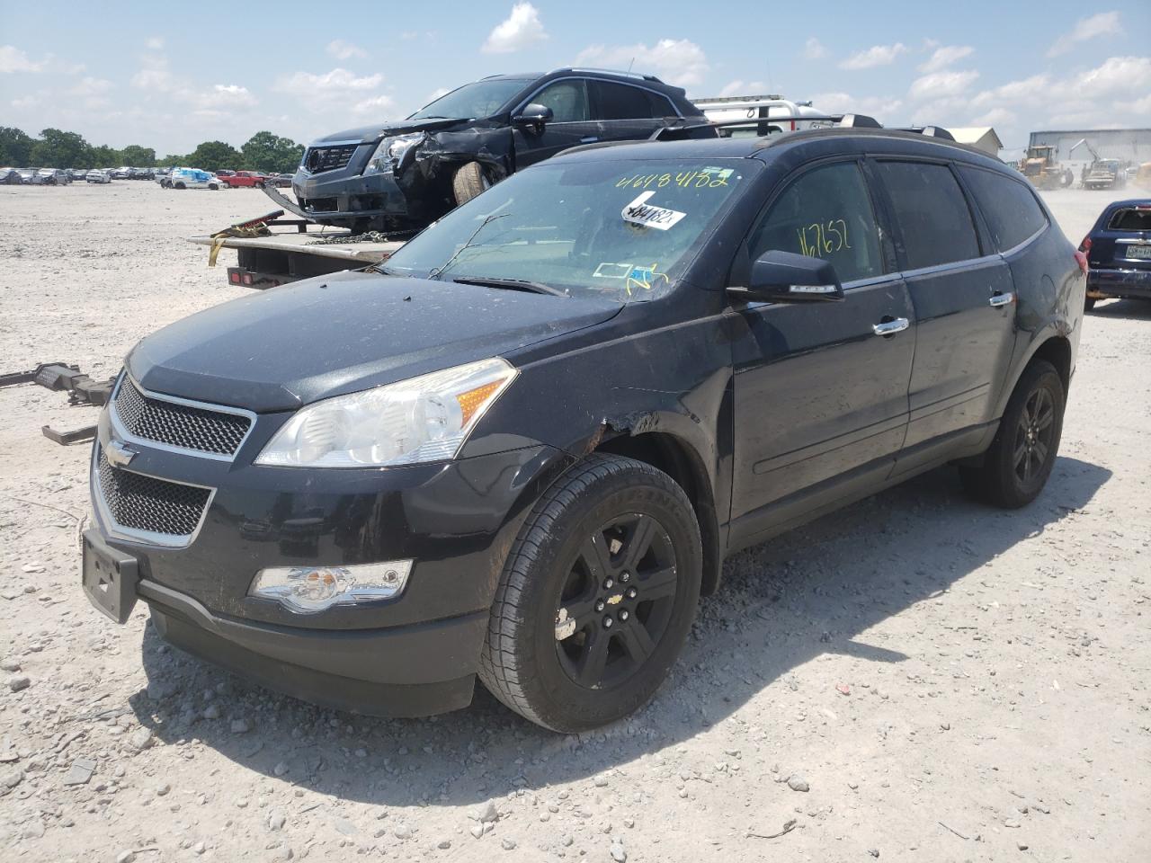 Photo 2 from auction – 2010 CHEVROLET TRAVERSE L with VIN 1GNLRFED7AJ203472