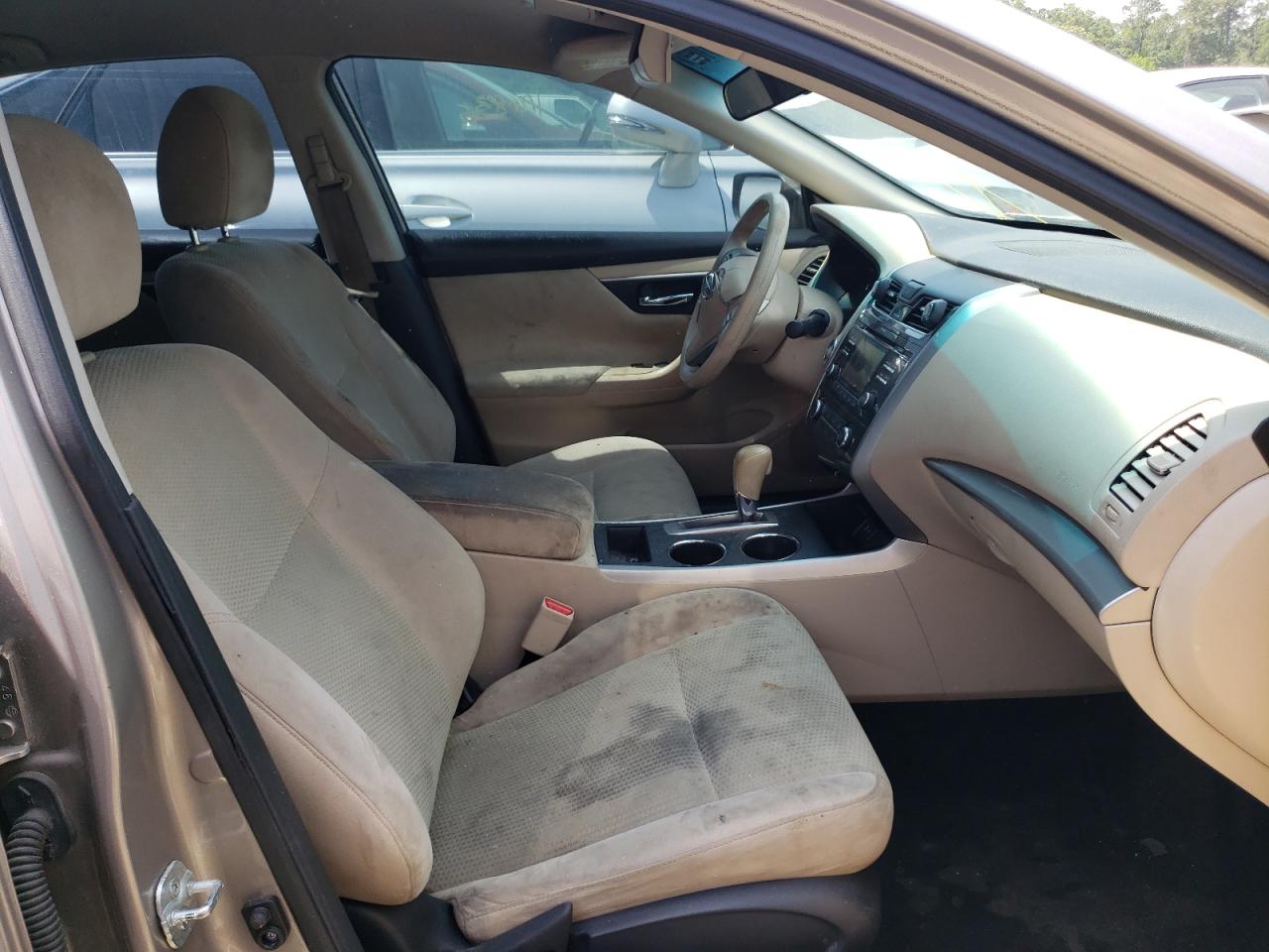 Photo 5 from auction – 2015 NISSAN ALTIMA 2.5 with VIN 1N4AL3APXFC170002