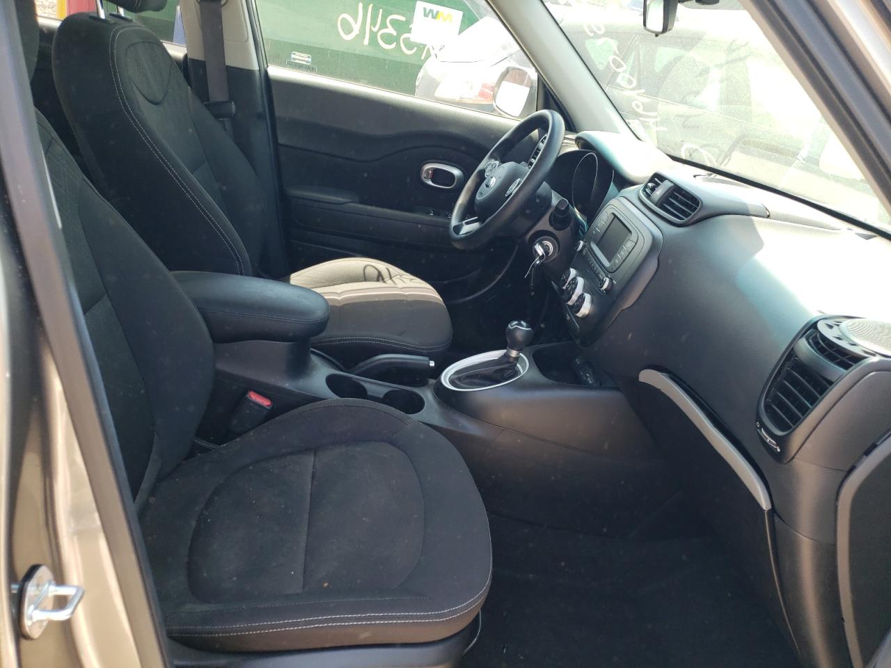 Photo 5 from auction – 2018 KIA SOUL with VIN KNDJN2A23J7614776