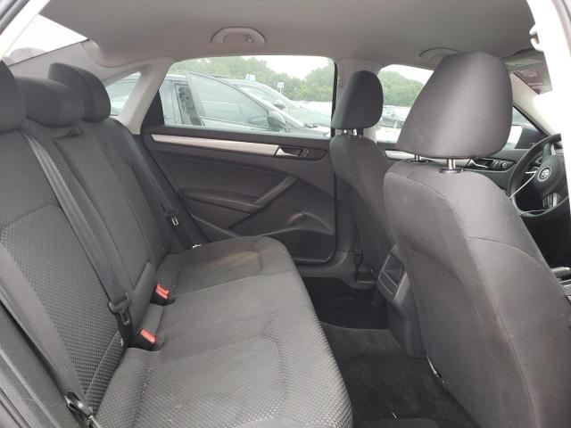 Photo 6 from auction – 2013 VOLKSWAGEN PASSAT S with VIN 1VWAP7A34DC123772