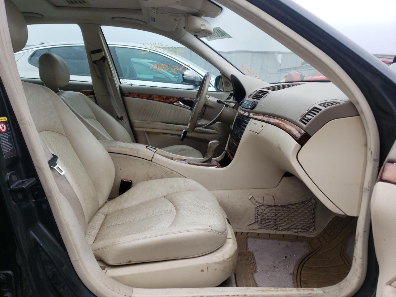 Photo 5 from auction – 2003 MERCEDES-BENZ E 320 with VIN WDBUF65J53A206478