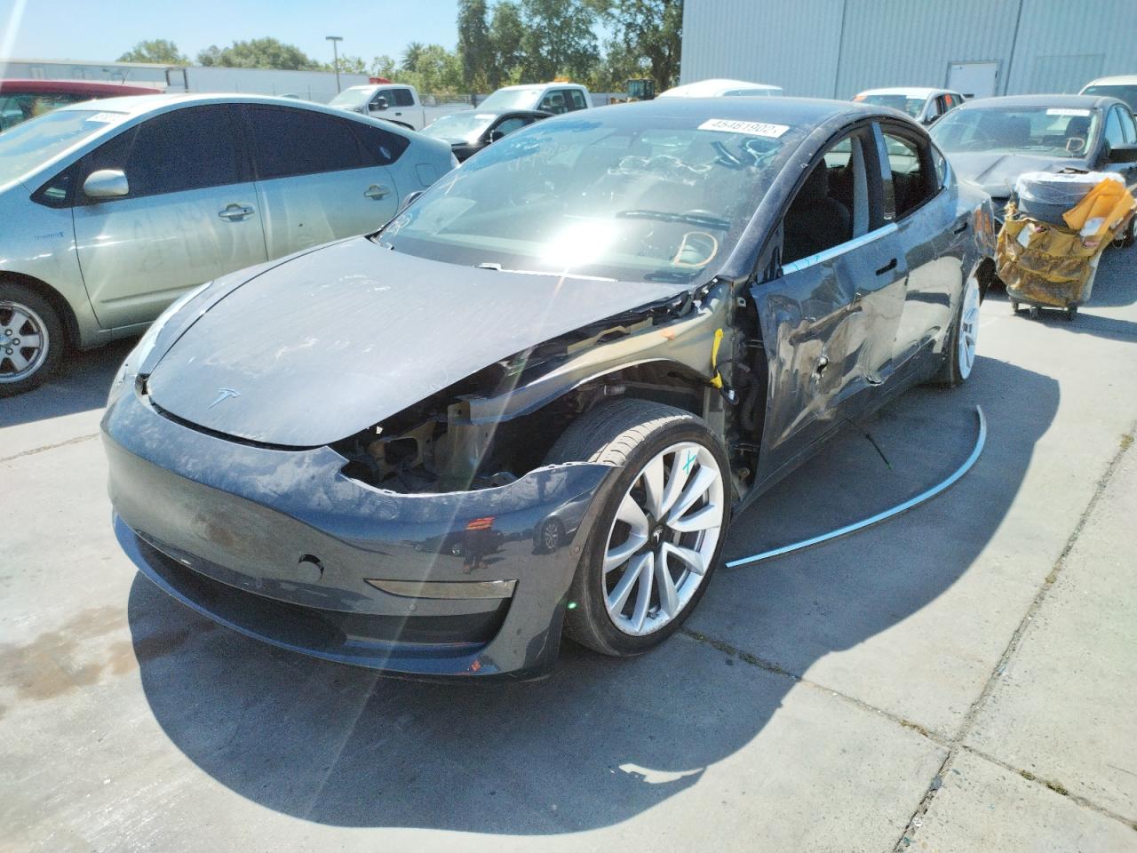 Photo 2 from auction – 2019 TESLA MODEL 3 with VIN 5YJ3E1EB0KF389225