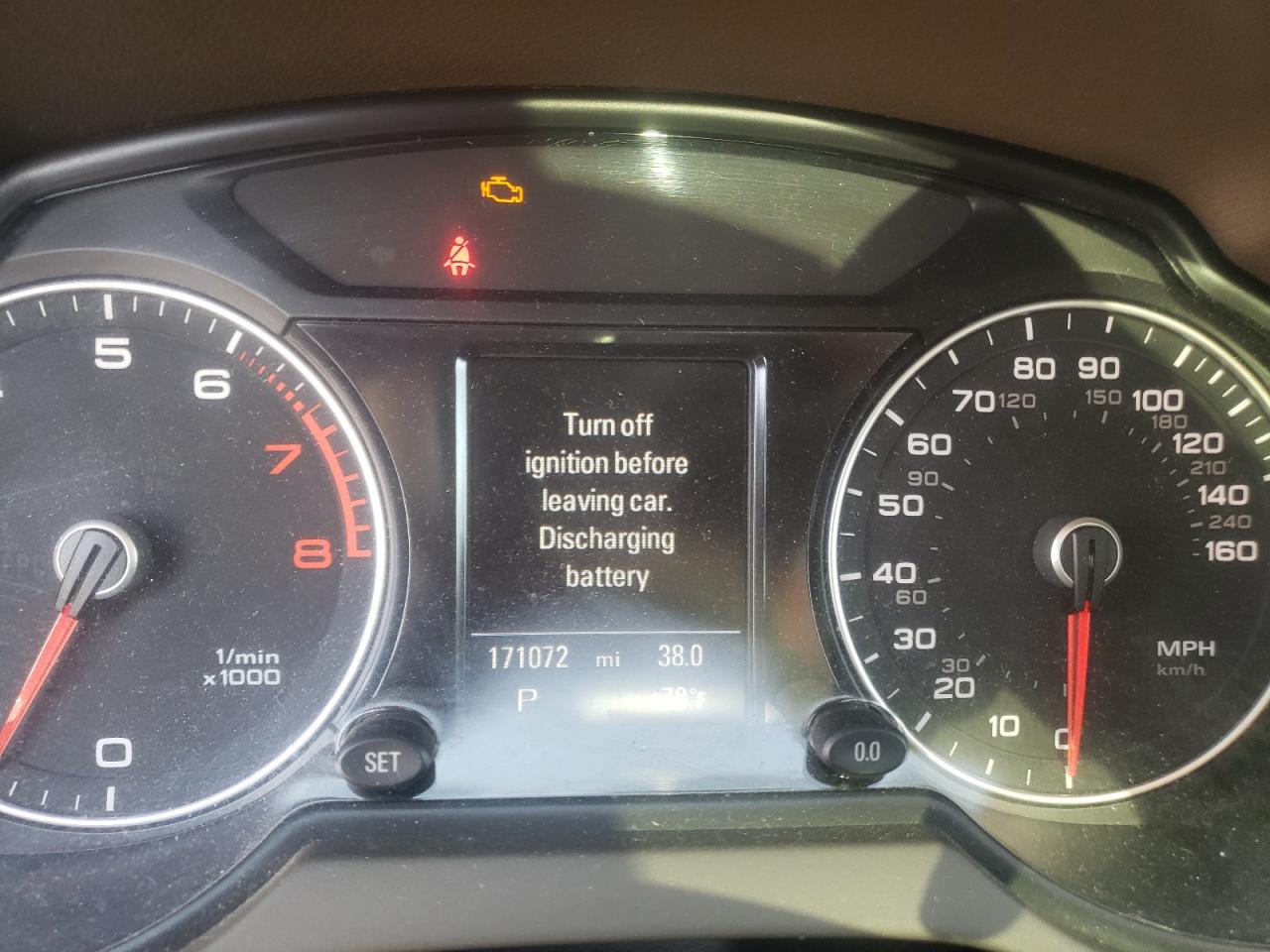 Photo 8 from auction – 2013 AUDI Q5 PREMIUM with VIN WA1LFAFPXDA088264