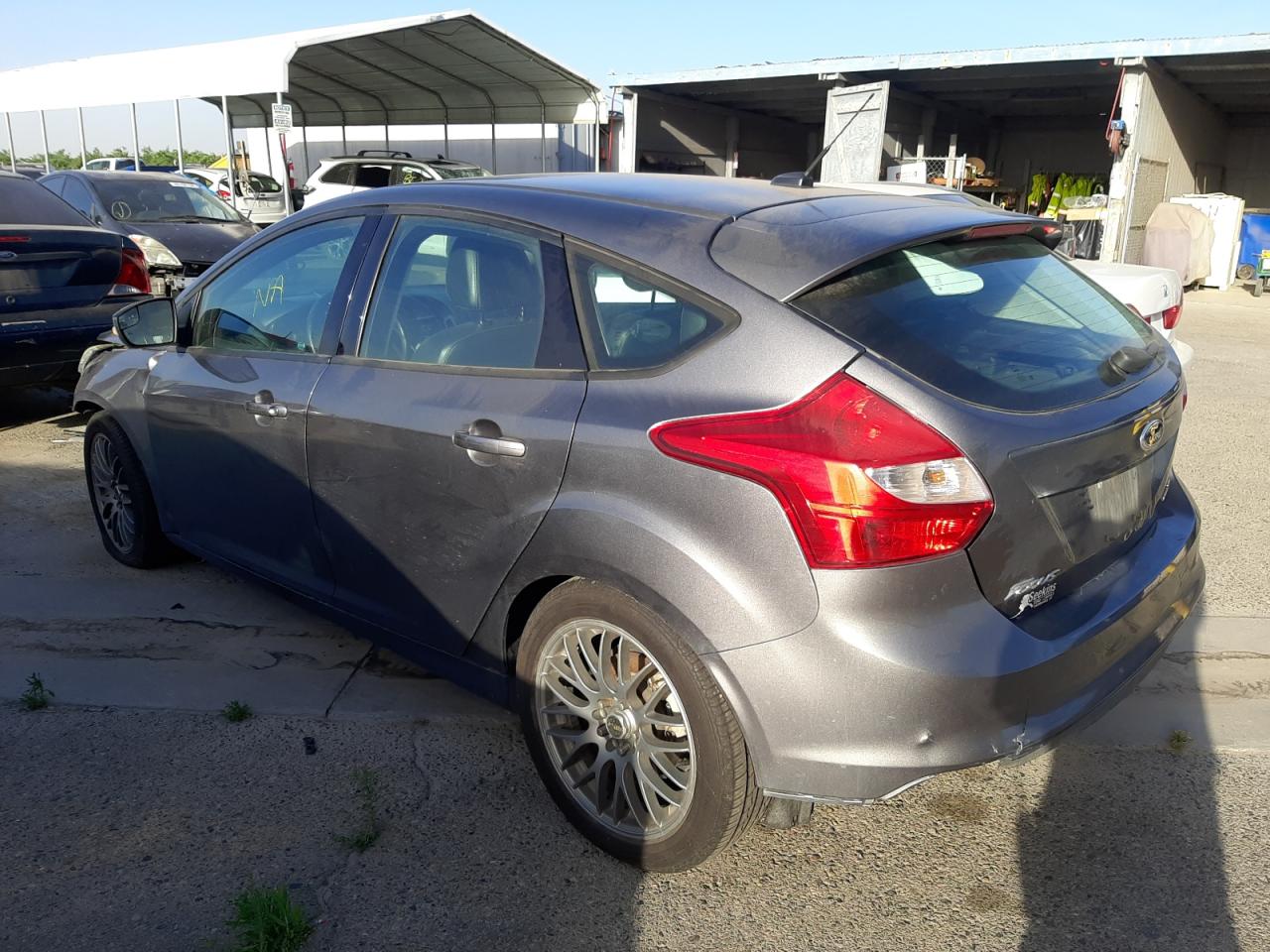 Photo 3 from auction – 2014 FORD FOCUS SE with VIN 1FADP3K21EL248461