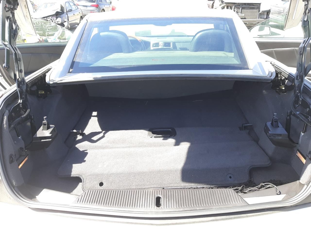 Photo 6 from auction – 2004 CADILLAC XLR with VIN 1G6YV34A445602257