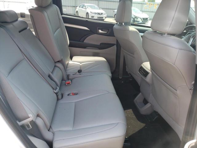 Photo 6 from auction – 2019 TOYOTA HIGHLANDER with VIN 5TDKZRFH0KS556440